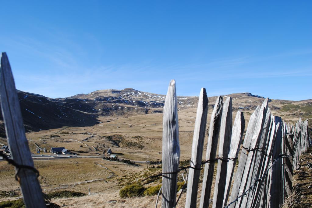 The Originals Access, Hotel Saint-Flour Esterno foto